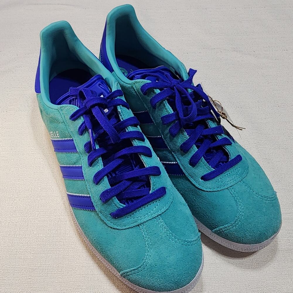 Adidas Gazelle Sounders Fc men's Size 10 shoe NWT